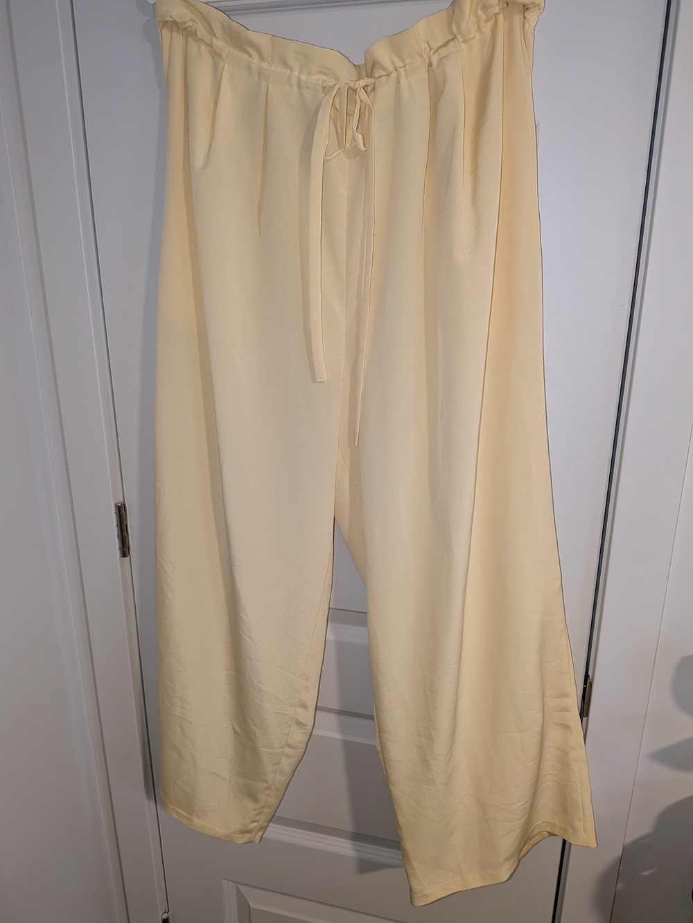 Relaxed Drawstring Wide-Leg pants, Light Yellow